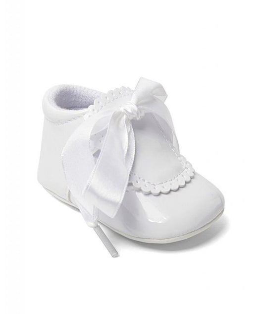 Sevva white bow shoes